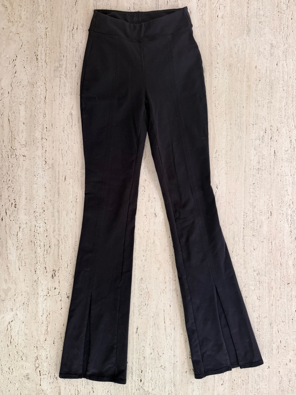 Alo Airbrush Flared split-front leggings, XS